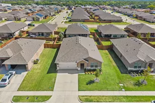336 Wildrose Cir, Cleburne, TX 76033 - Photo 5