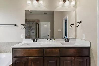 1713 Falling Star Drive, Fort Worth, TX 76052 - Photo 9