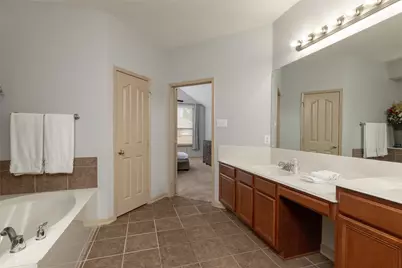 9605 Lacey Lane, Fort Worth, TX 76244 - Photo 17