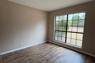 510 Matterhornn St, Cedar Hill, TX 75104 - Photo 5