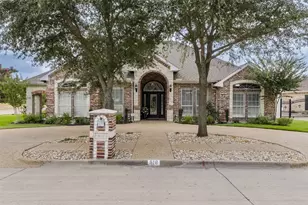 818 Amherst Dr, Waxahachie, TX 75165 - Photo 1