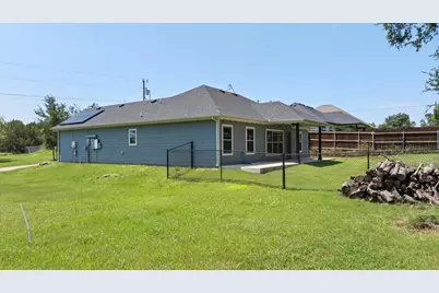 2206 Navasota Street, Granbury, TX 76048 - Photo 21