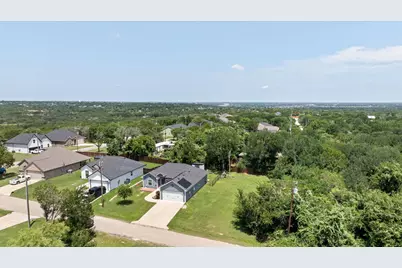 2206 Navasota Street, Granbury, TX 76048 - Photo 25