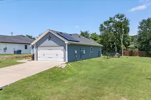 2206 Navasota St, Granbury, TX 76048 - Photo 23