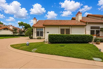 608 Fiesta Circle, Irving, TX 75063 - Photo 3