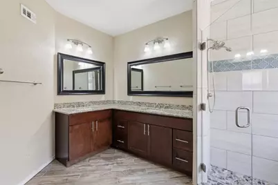 608 Fiesta Circle, Irving, TX 75063 - Photo 13