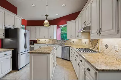 252 Plantation Drive, Coppell, TX 75019 - Photo 9