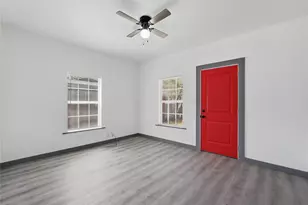 1118 Oxford St, River Oaks, TX 76114 - Photo 3