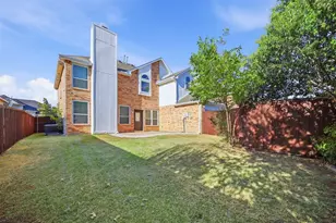 1427 Susan Ln, Carrollton, TX 75007 - Photo 33