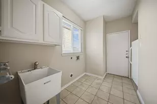 1427 Susan Ln, Carrollton, TX 75007 - Photo 13