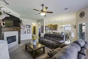 115 Traveller St, Waxahachie, TX 75165 - Photo 11