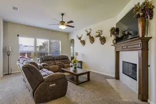 115 Traveller St, Waxahachie, TX 75165 - Photo 9