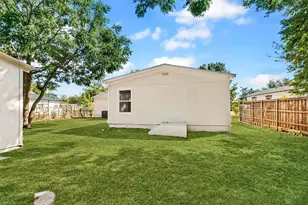 1605 Meadowbrook Dr, Garland, TX 75042 - Photo 25