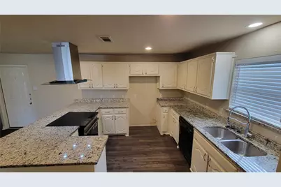 3085 Windmill Lane, Farmers Branch, TX 75234 - Photo 3