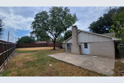 3085 Windmill Lane, Farmers Branch, TX 75234 - Photo 17