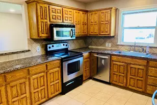103 Lewis St, Waxahachie, TX 75165 - Photo 3