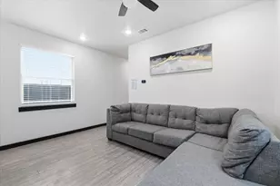 3412 Meadow St, Dallas, TX 75215 - Photo 7
