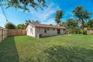 1101 Hadrian Ct, Irving, TX 75062 - Photo 21