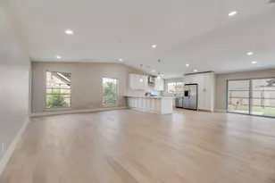 1101 Hadrian Ct, Irving, TX 75062 - Photo 5