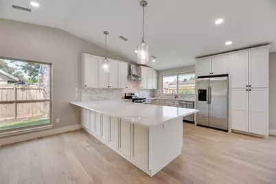 1101 Hadrian Court, Irving, TX 75062 - Photo 9