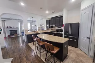 809 Rockingham Dr, Irving, TX 75063 - Photo 3