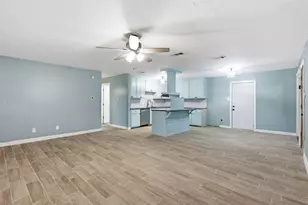 116 Eastridge Dr, Springtown, TX 76082 - Photo 11