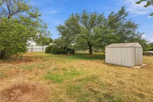 116 Eastridge Dr, Springtown, TX 76082 - Photo 27