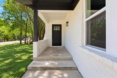 905 N Wood Street, Cleburne, TX 76033 - Photo 3