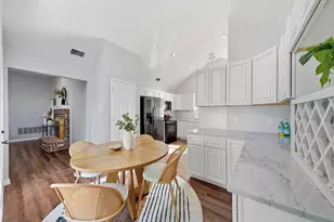 7117 Charleston Dr, Rowlett, TX 75089 - Photo 9