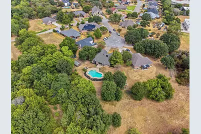 802 Justin Court, Keene, TX 76059 - Photo 29