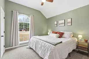 802 Justin Court, Keene, TX 76059 - Photo 15