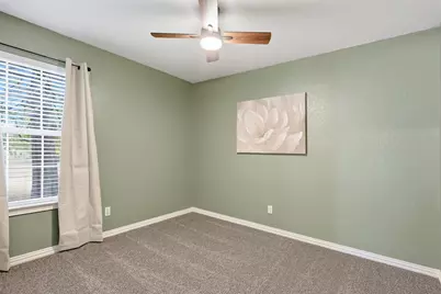 802 Justin Court, Keene, TX 76059 - Photo 17