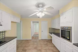 2813 Rockbridge Rd, Tyler, TX 75701 - Photo 11