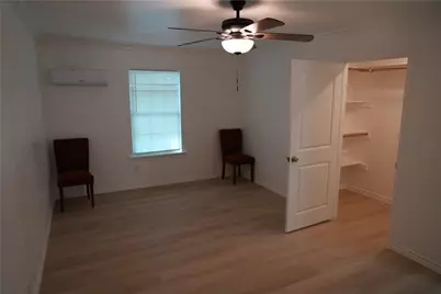 2313 N Riverside Drive, Fort Worth, TX 76111 - Photo 33