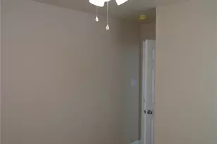 2313 N Riverside Dr, Fort Worth, TX 76111 - Photo 29