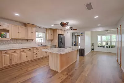 3559 Springfield Road, Springtown, TX 76082 - Photo 11