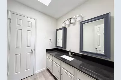 3635 Garden Brook Drive #2400, Farmers Branch, TX 75234 - Photo 23