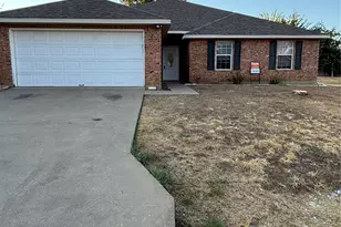2212 Snake River Dr, Granbury, TX 76048 - Photo 1