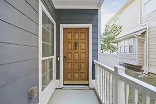 909 Charleston Ln, Savannah, TX 76227 - Photo 5