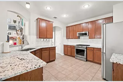 909 Charleston Lane, Savannah, TX 76227 - Photo 13