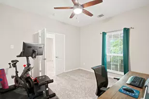 909 Charleston Ln, Savannah, TX 76227 - Photo 27