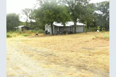 588 Salt Creek Road, Springtown, TX 76082 - Photo 5