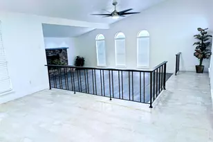 9015 High Plain Ln, Dallas, TX 75249 - Photo 9