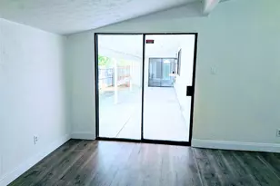 9015 High Plain Ln, Dallas, TX 75249 - Photo 23