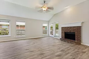 417 Brookhollow Ln, Saginaw, TX 76131 - Photo 7