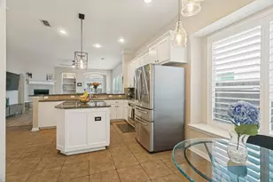 1037 Honeysuckle, Grapevine, TX 76051 - Photo 7