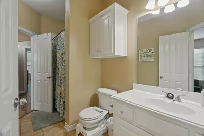 1037 Honeysuckle, Grapevine, TX 76051 - Photo 9