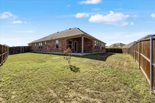 5949 Silverhollow Dr, Fort Worth, TX 76137 - Photo 27