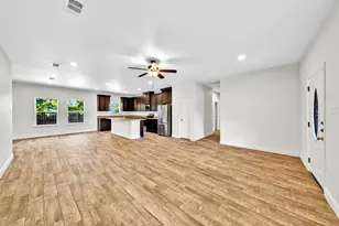 3922 Washington St, Greenville, TX 75401 - Photo 5