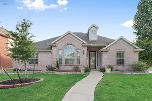 1529 Dimmit Dr, Carrollton, TX 75010 - Photo 1